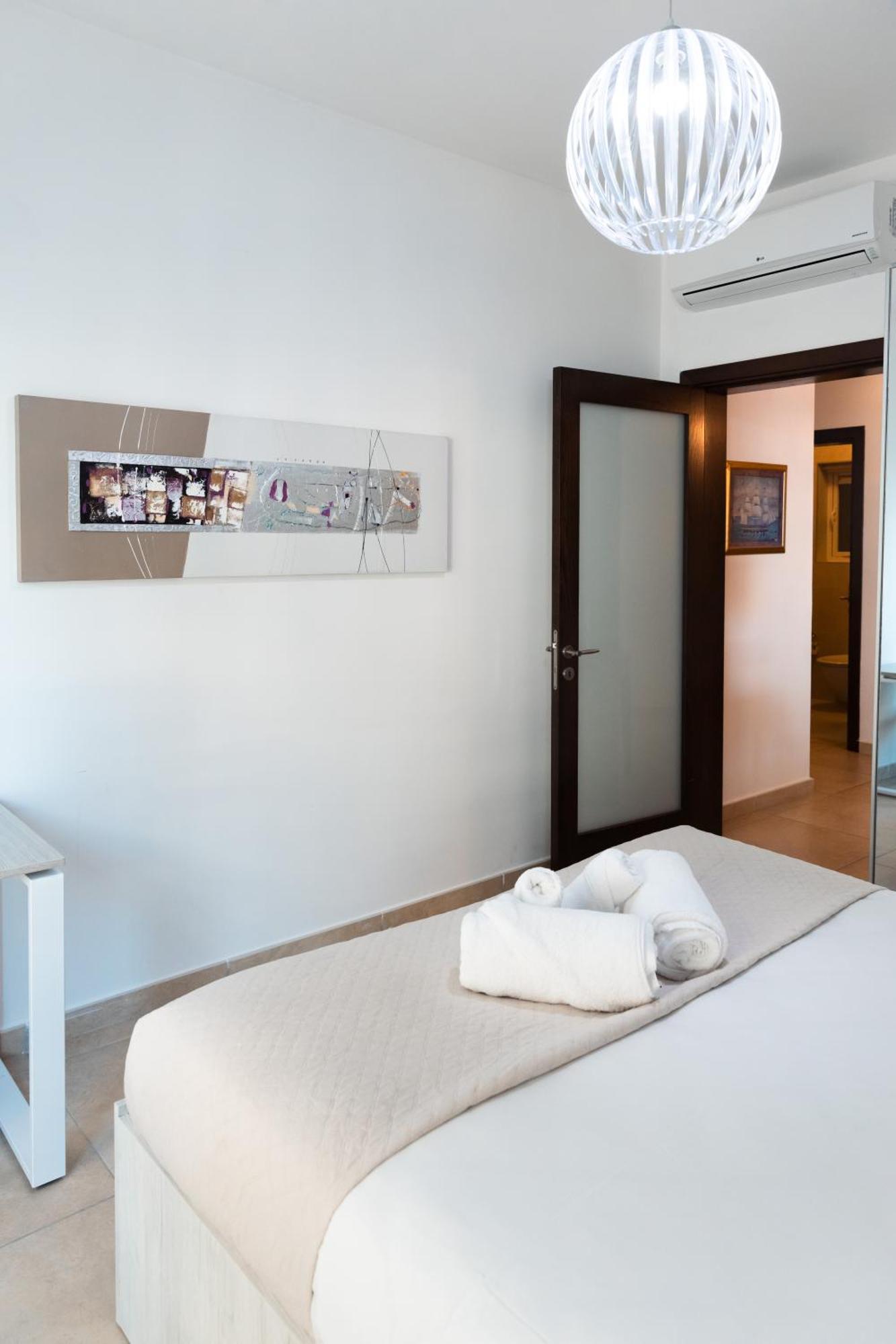 Luxury Seafront 3Br With Pool By Arcobnb Sliema Kültér fotó